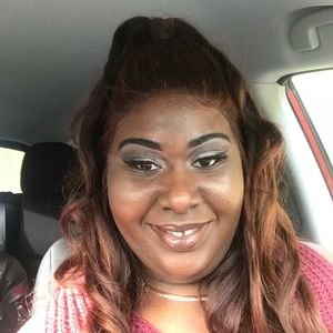 Meet your Posher, Kimberly